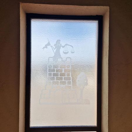 אורופסה Hostal La Plata מראה חיצוני תמונה