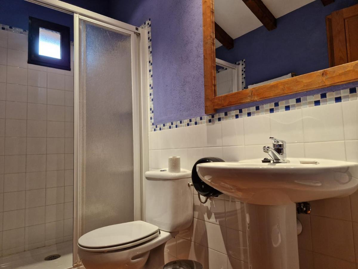 אורופסה Hostal La Plata מראה חיצוני תמונה